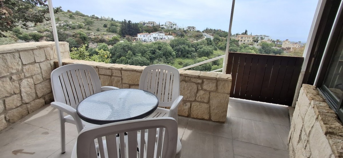 Detached Villa For Rent  in  Mesogi