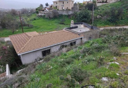 Kallepeia, Paphos Traditional House For Sale | DT4786