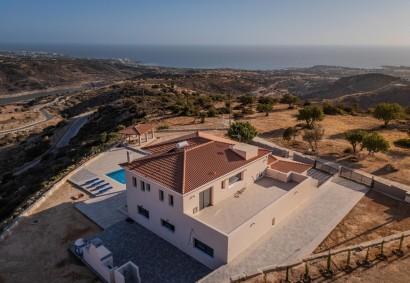 Akoursos, Paphos Detached Villa For Rent | DT4791