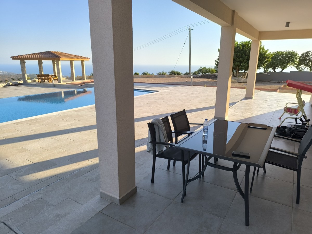 Detached Villa For Sale  in  Akoursos