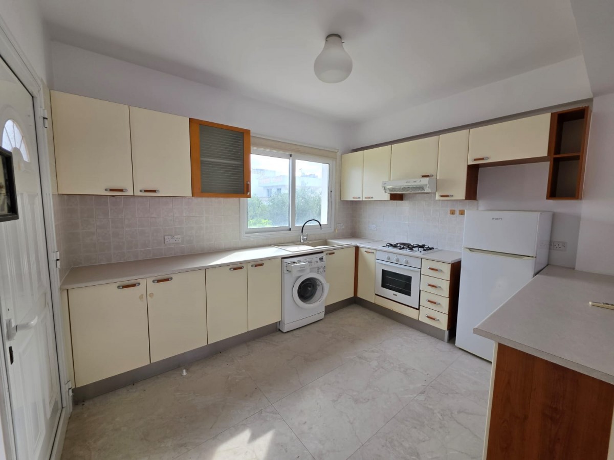 Apartment For Sale  in  Kato Paphos - Universal