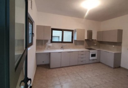 Konia, Paphos Detached Villa For Rent | DT4829
