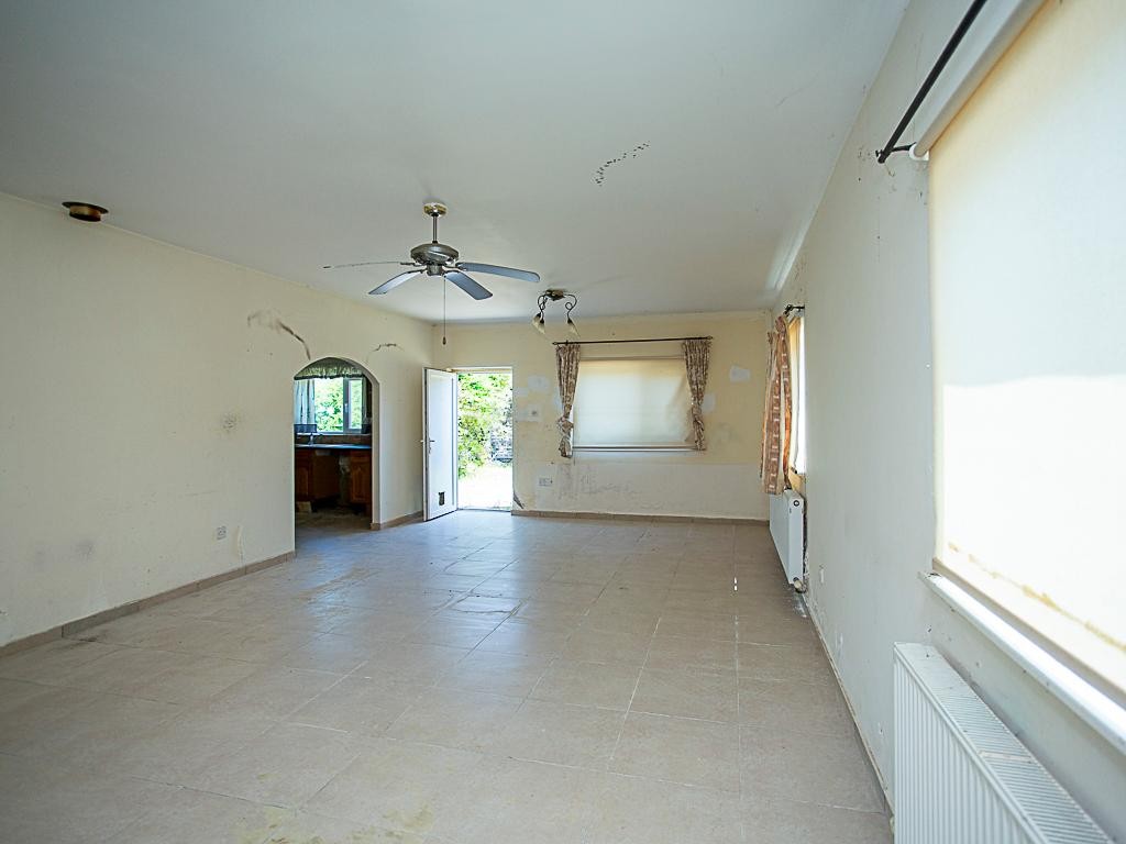 House - Kathikas, Paphos