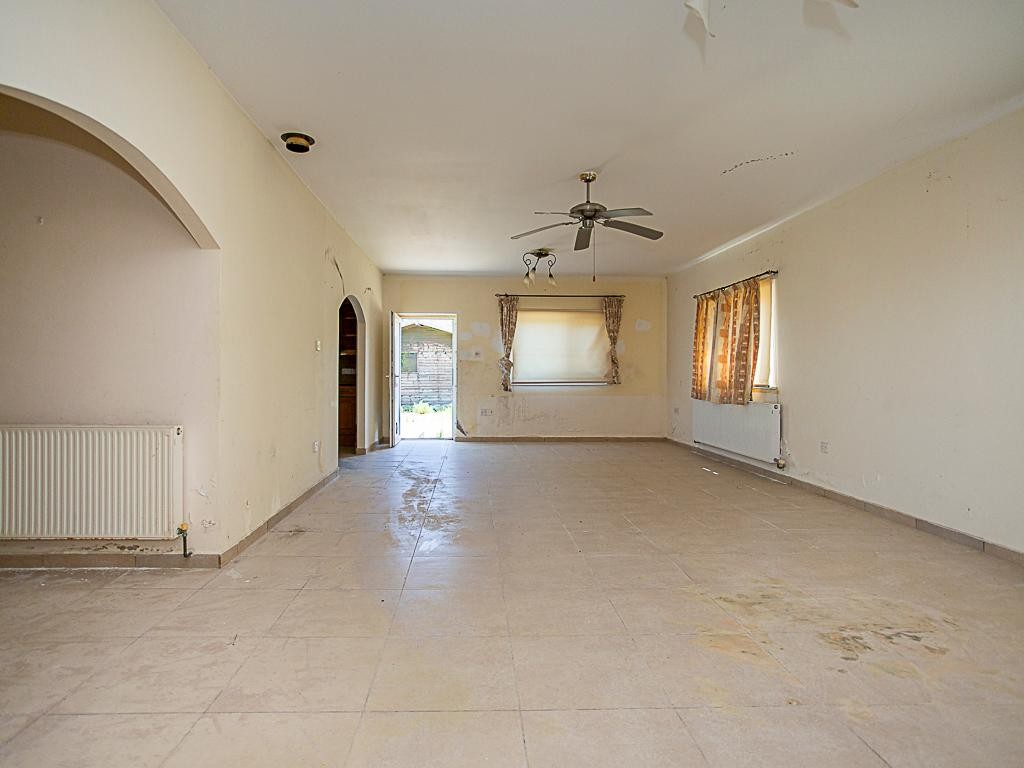 House - Kathikas, Paphos