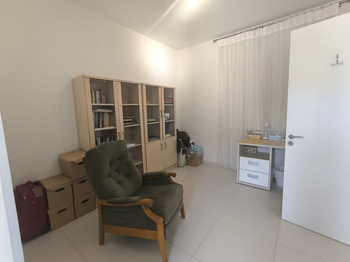 Bungalow For Sale  in  Chlorakas