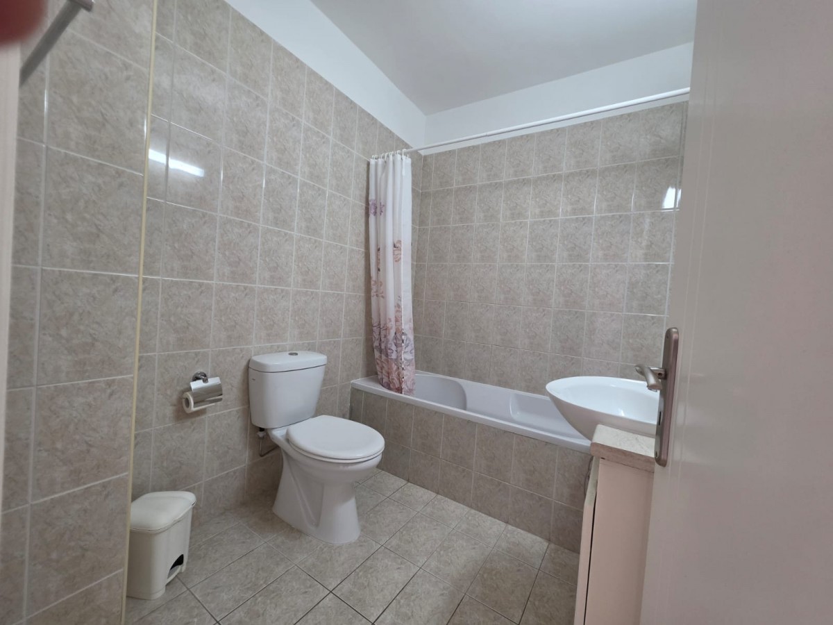 Ground Floor Apartment For Rent  in  Kato Paphos - Tombs of The Kings