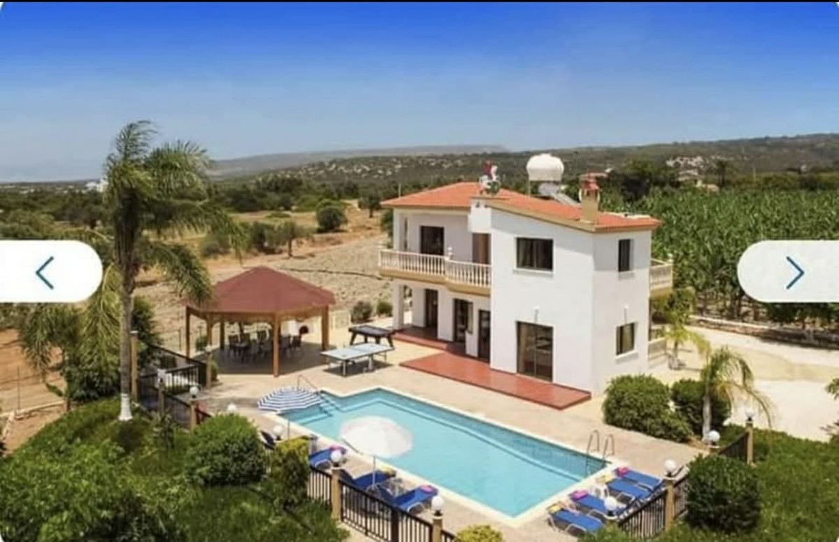 4-Bed Private Eco-Villa for Rent in St. George, Pegeia