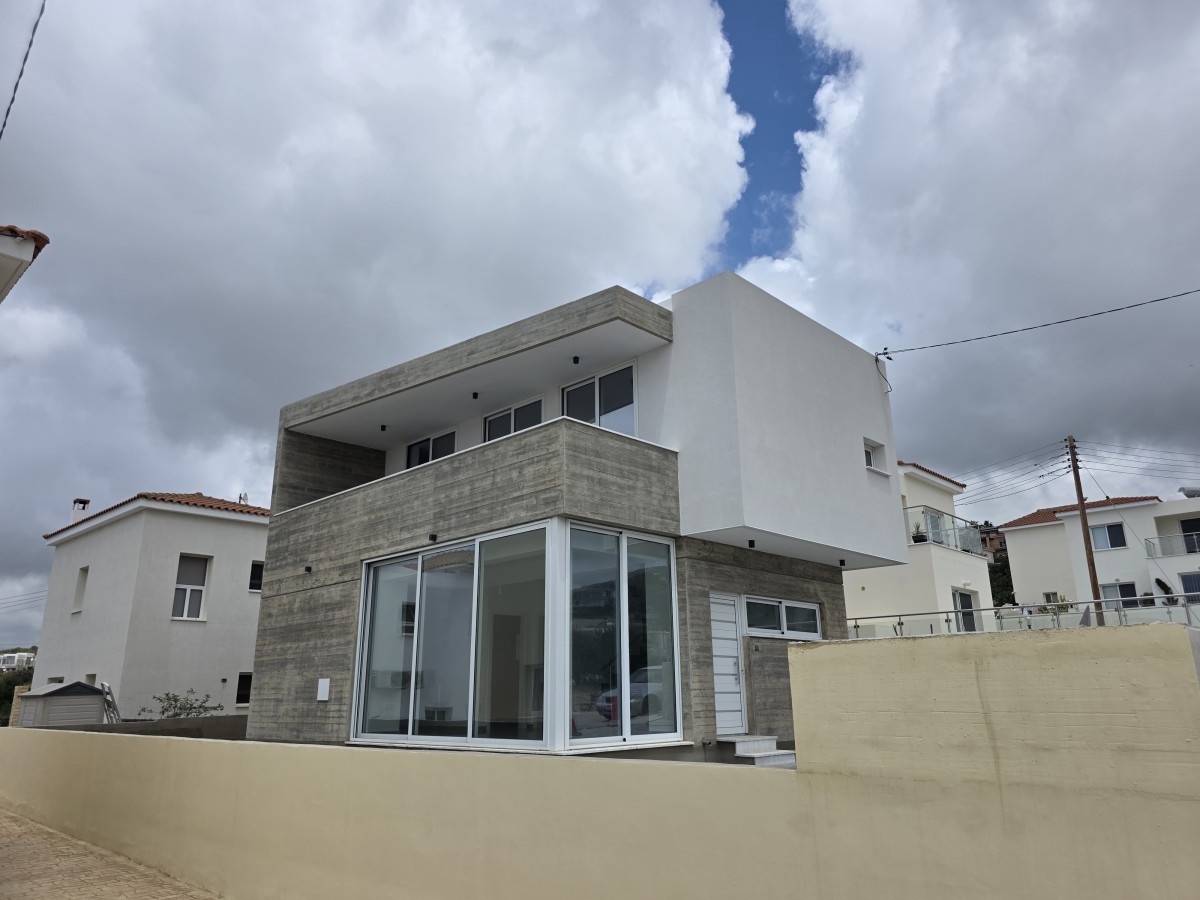 Detached Villa For Sale  in  Tala