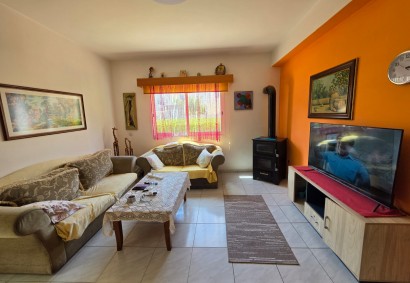 Paphos Town, Paphos Semi Detached Villa For Sale | DT4902