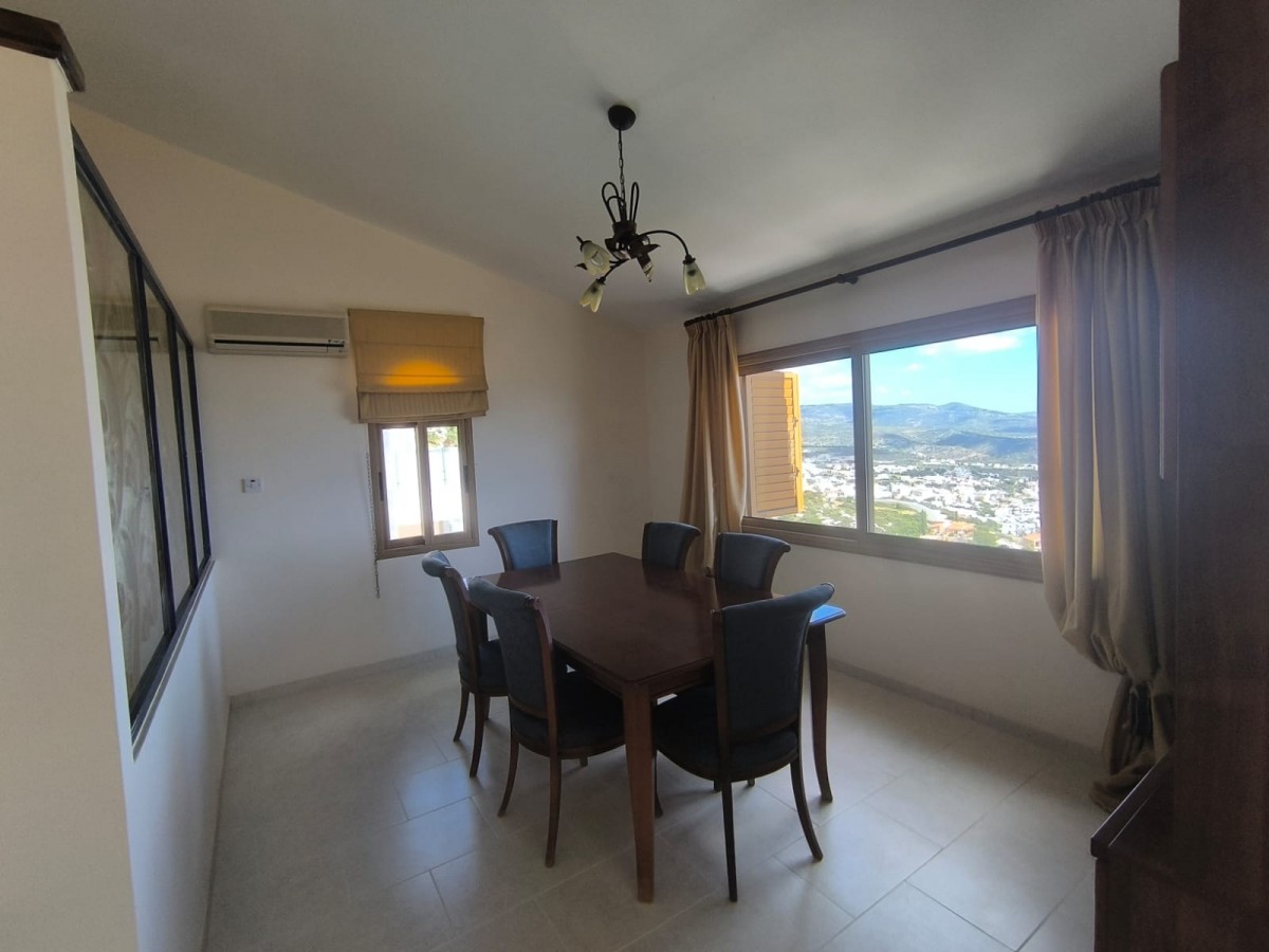 Detached Villa For Sale  in  Peyia