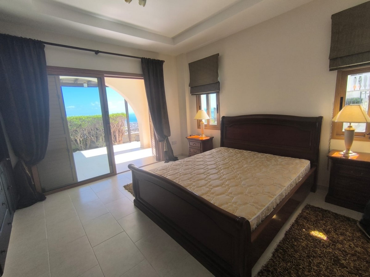 Detached Villa For Sale  in  Peyia