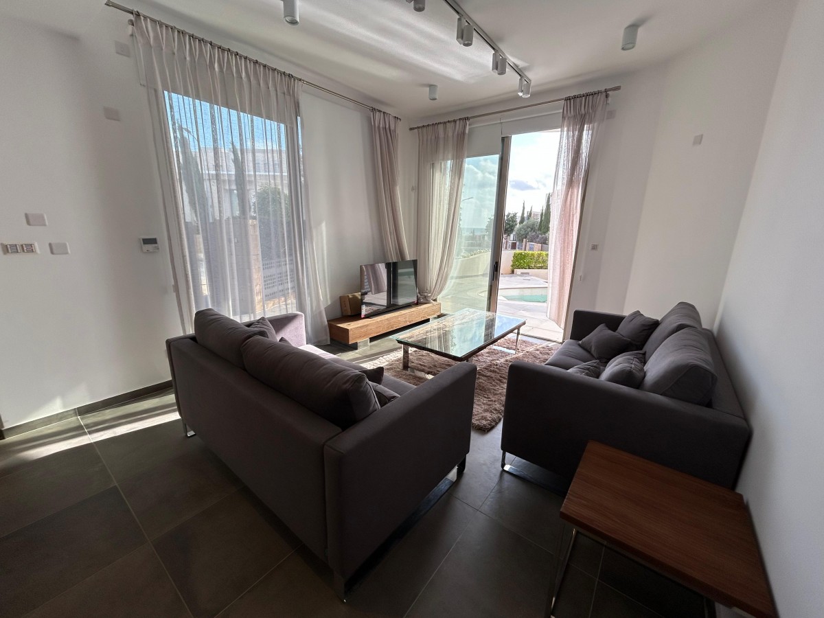 Detached Villa For Sale  in  Chlorakas