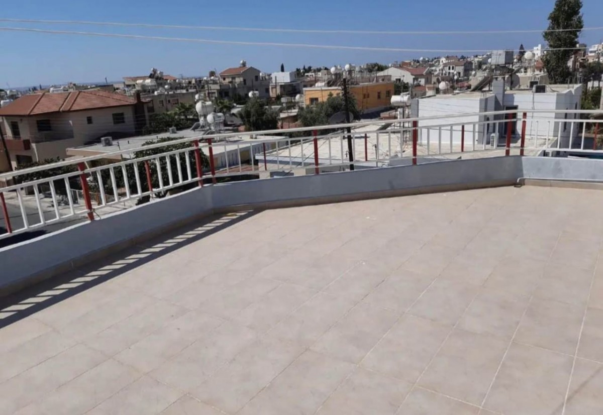 Penthouse For Rent  in  Limassol - Omonia