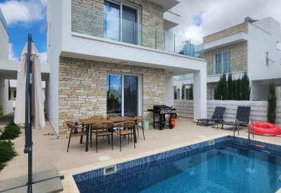 Peyia, Paphos Detached Villa For Rent | DT4919