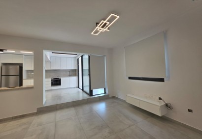 Paphos Town, Paphos Apartment For Rent | DT4944