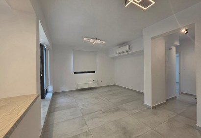 Paphos Town, Paphos Apartment For Rent | DT4944