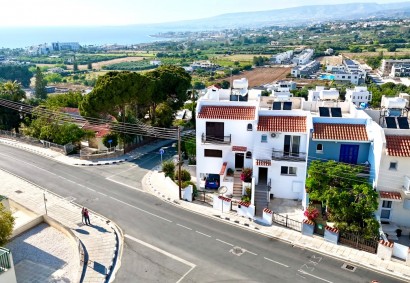 Chlorakas, Paphos Town House For Rent | DT4946