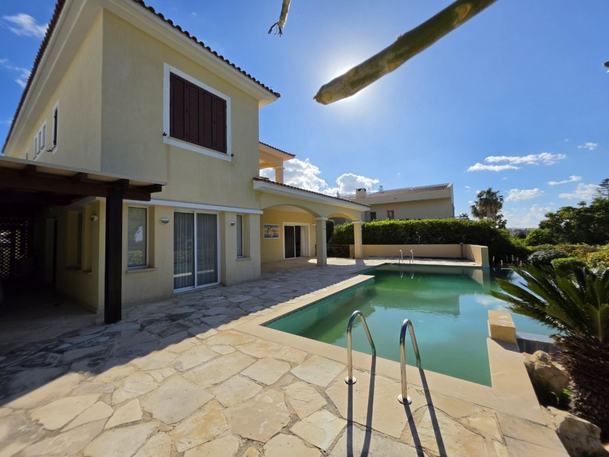 Detached Villa For Sale  in  Peyia - Coral Bay