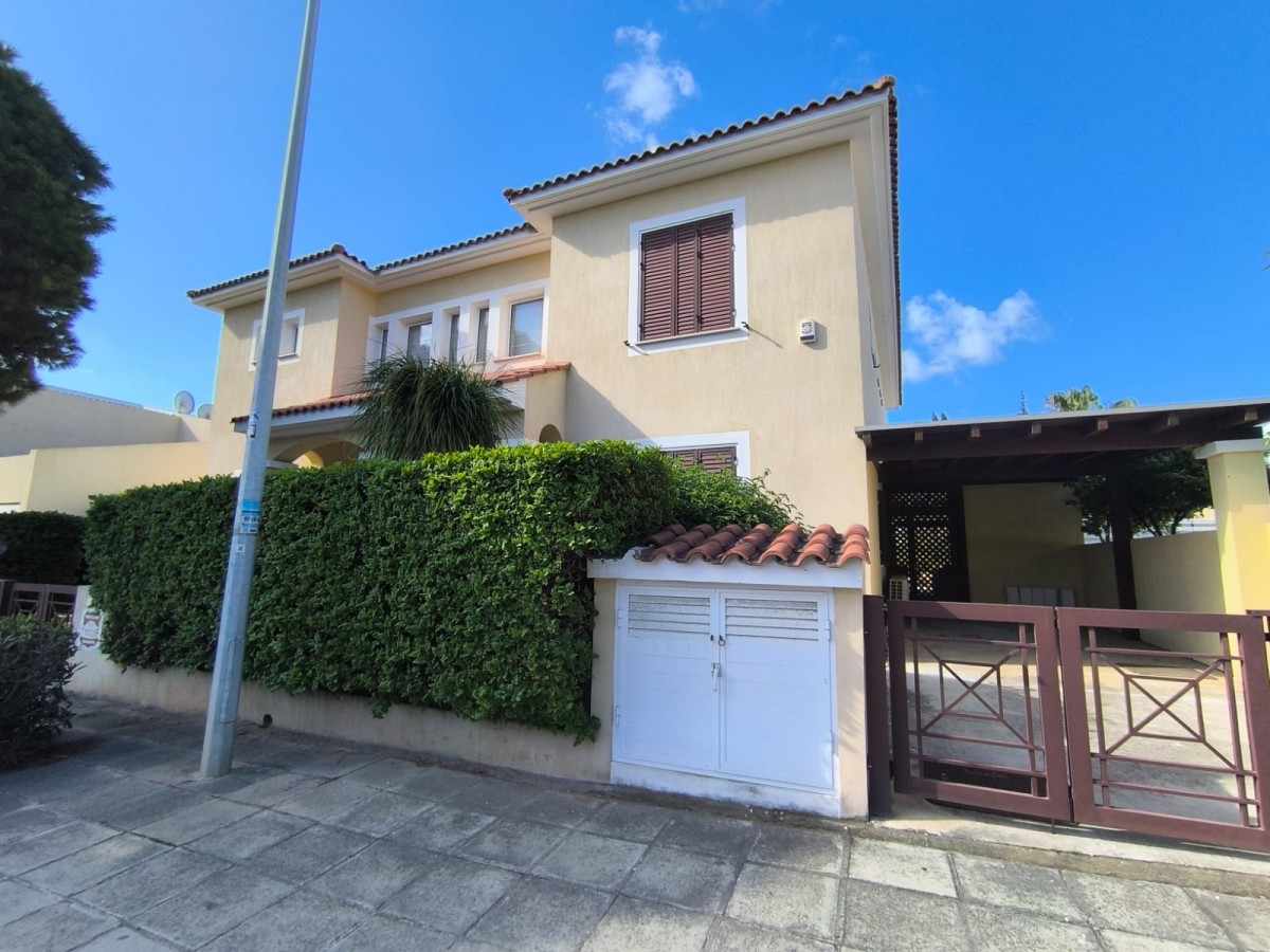 Detached Villa For Sale  in  Peyia - Coral Bay
