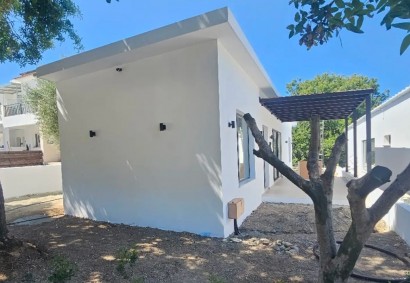 Chlorakas, Paphos Bungalow For Rent | DT4948