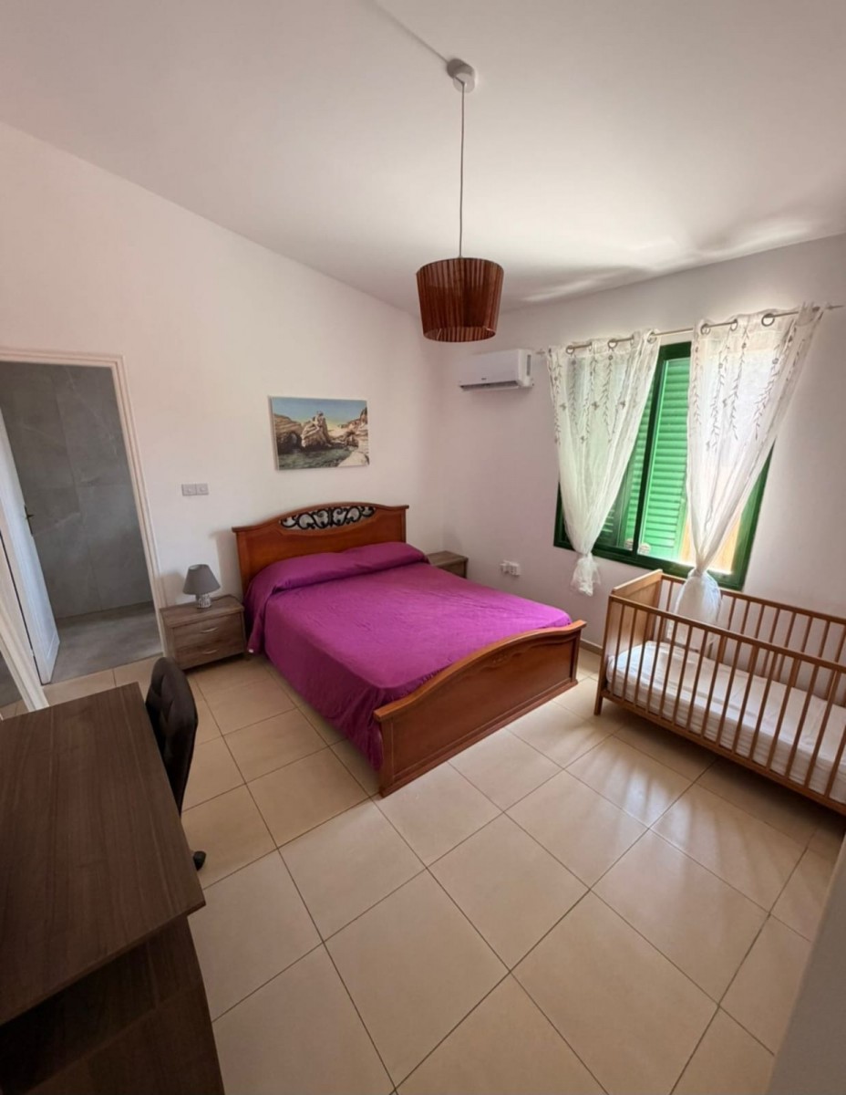 Detached Villa For Rent  in  Peyia