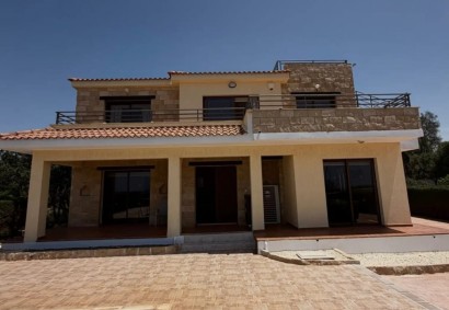 Peyia - Coral Bay, Paphos Detached Villa For Rent | DT4954
