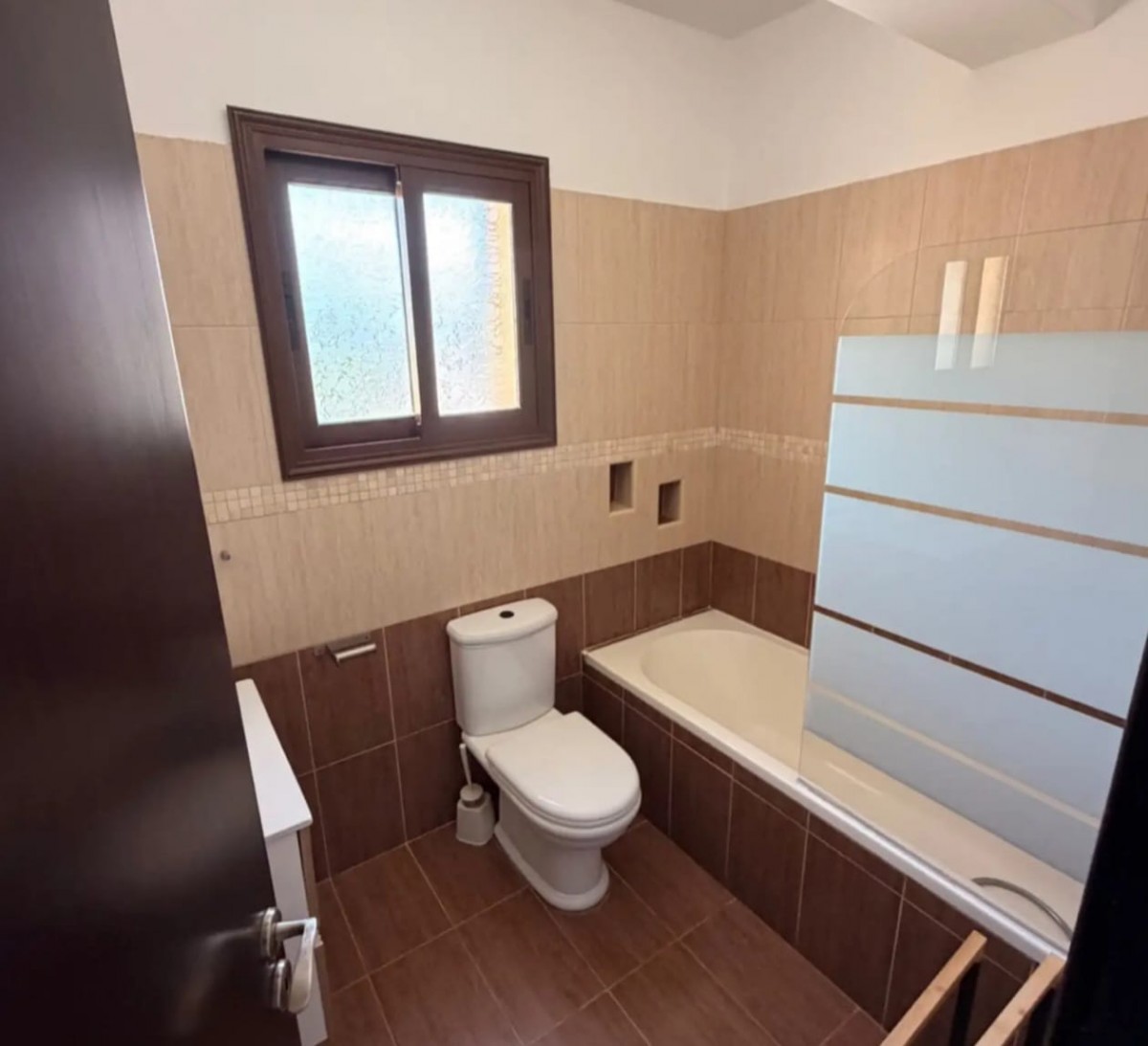 Detached Villa For Rent  in  Peyia - Coral Bay