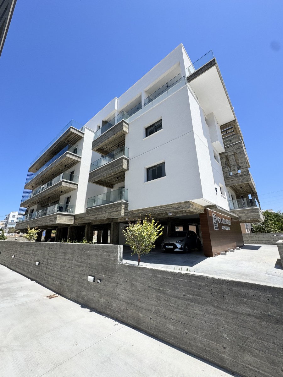 Apartment For Sale  in  Paphos Town