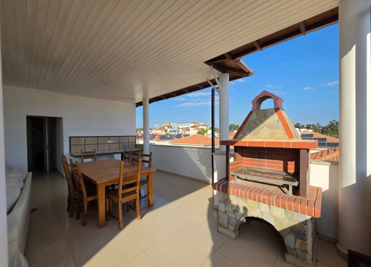Town House For Rent  in  Kato Paphos - Universal