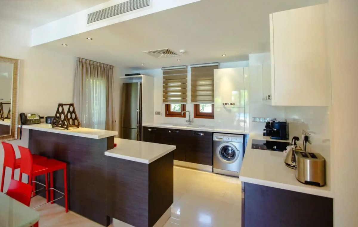 Detached Villa For Sale  in  Select Location