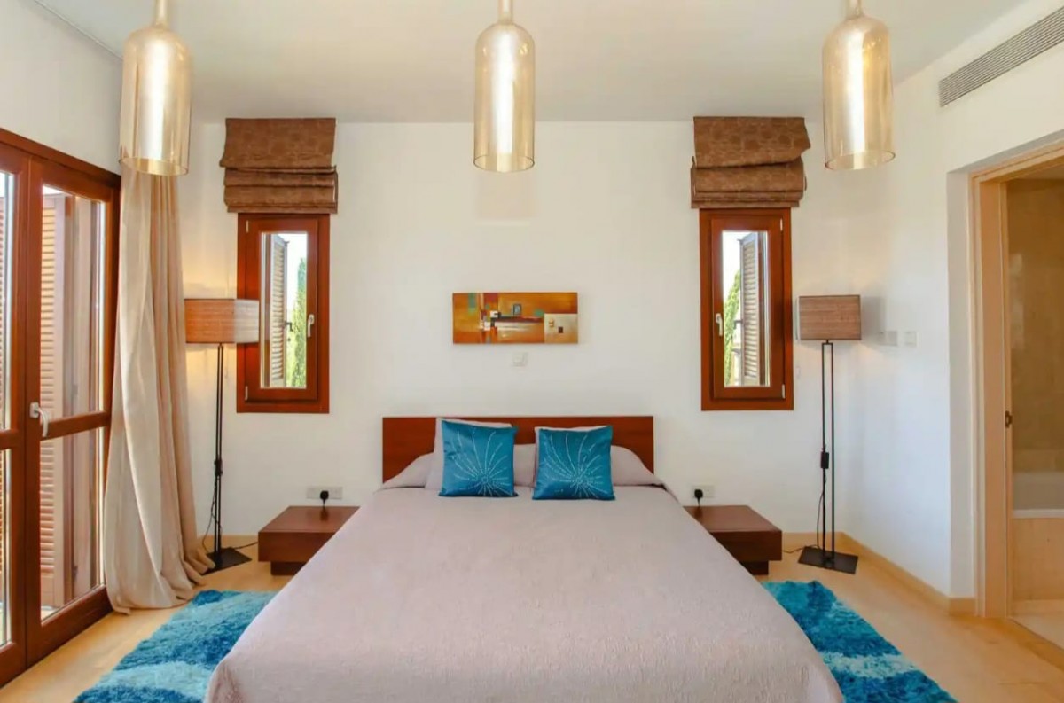 Detached Villa For Sale  in  Select Location