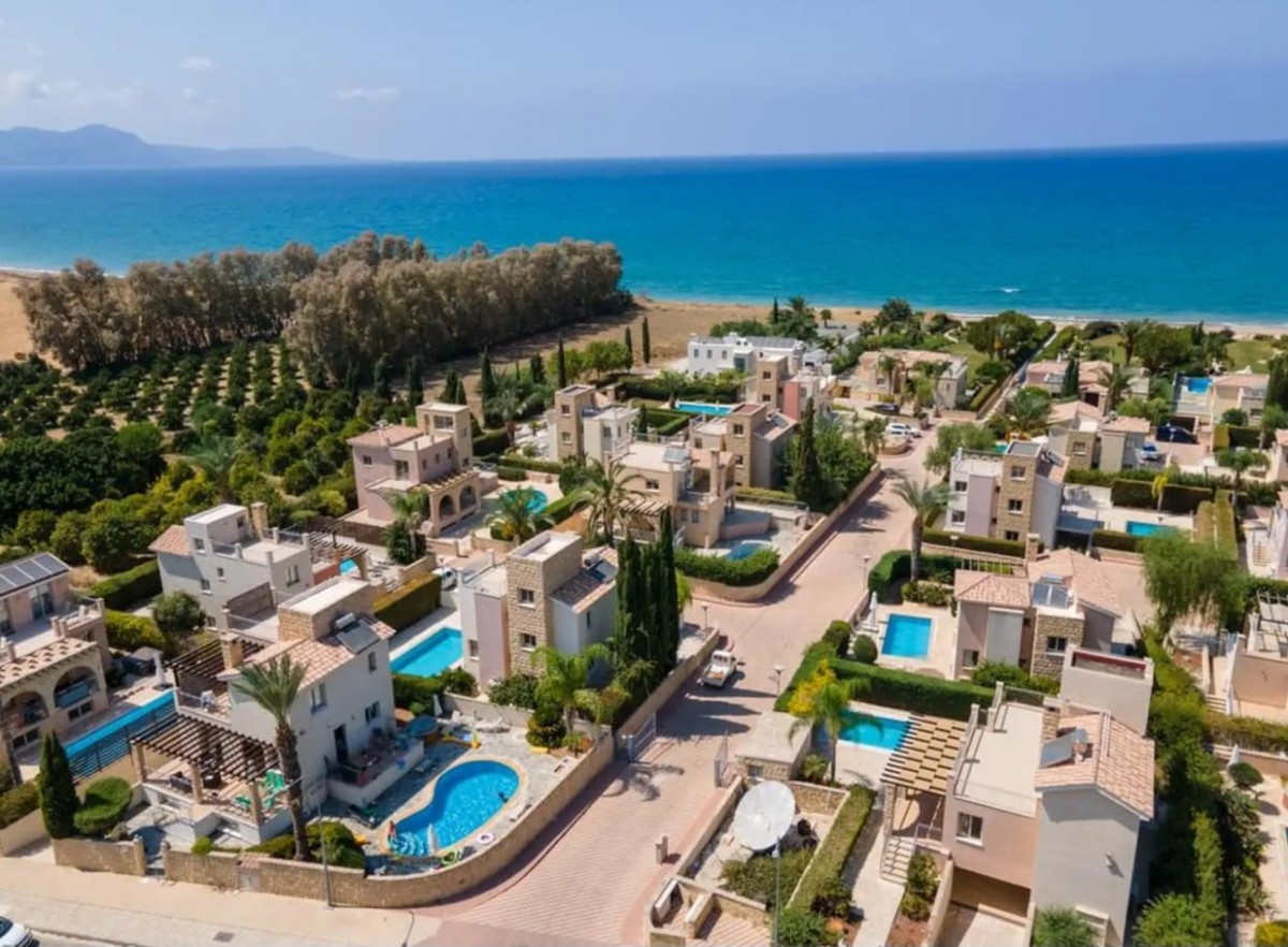 Detached Villa For Rent  in  Poli Crysochous