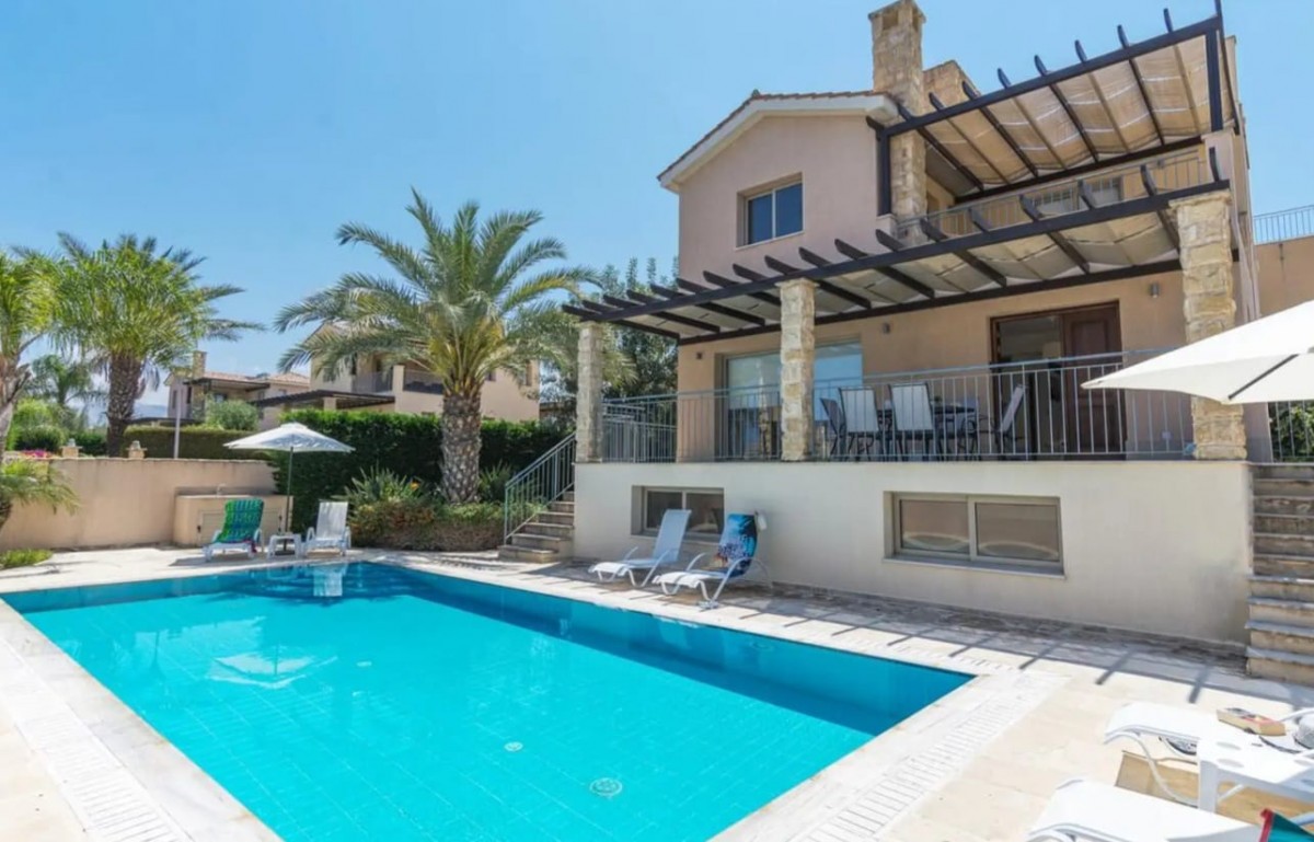 Poli Crysochous, Paphos Detached Villa For Rent | DT4989