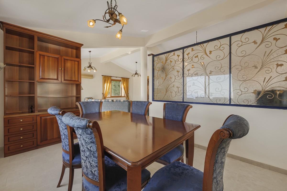 Detached Villa For Sale  in  Peyia