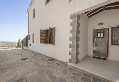 Peyia, Paphos Detached Villa For Sale | DT4911