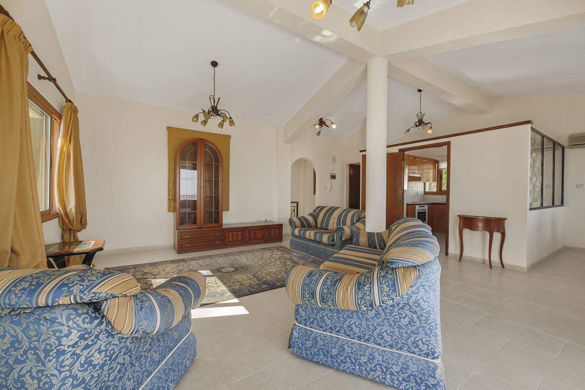 Detached Villa For Sale  in  Peyia