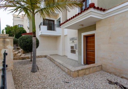 Peyia, Paphos Apartment For Sale | DT4993