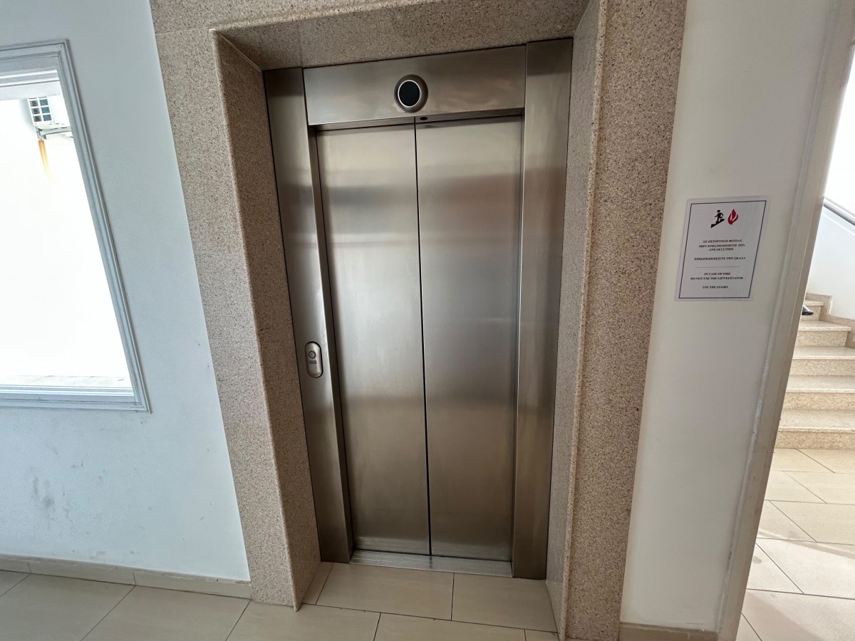 Apartment For Sale  in  Paphos Town