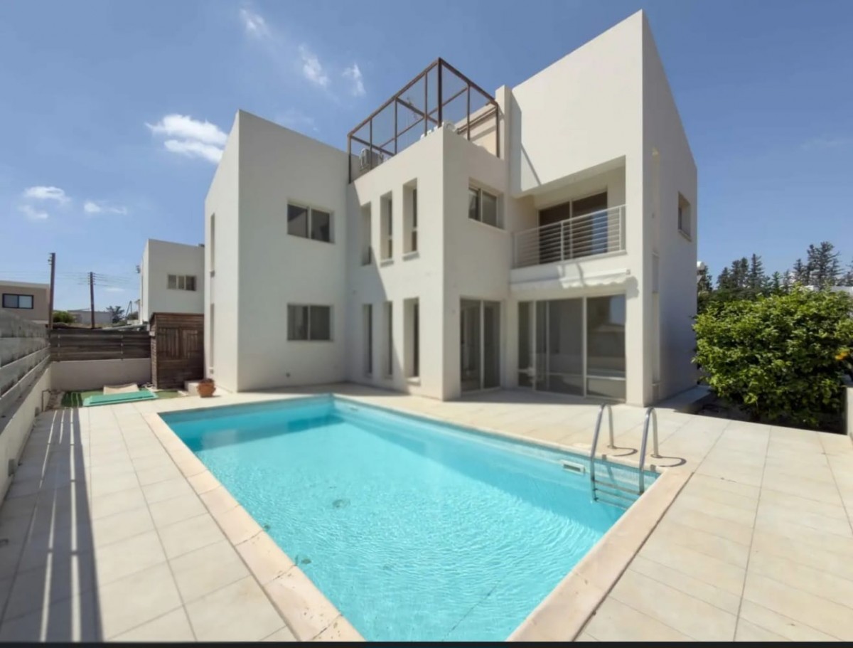 Anarita, Paphos Detached Villa For Rent | DT5012