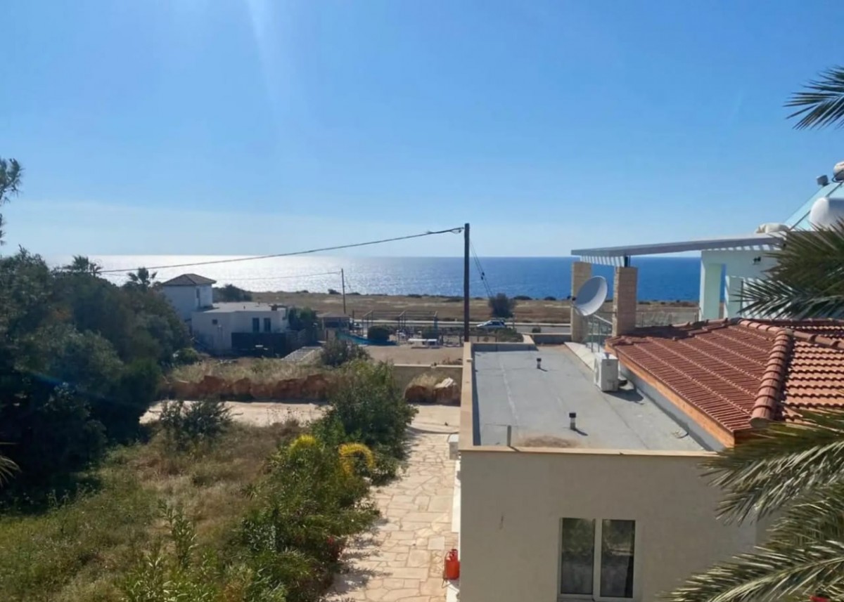 Detached Villa For Rent  in  Peyia - Sea Caves