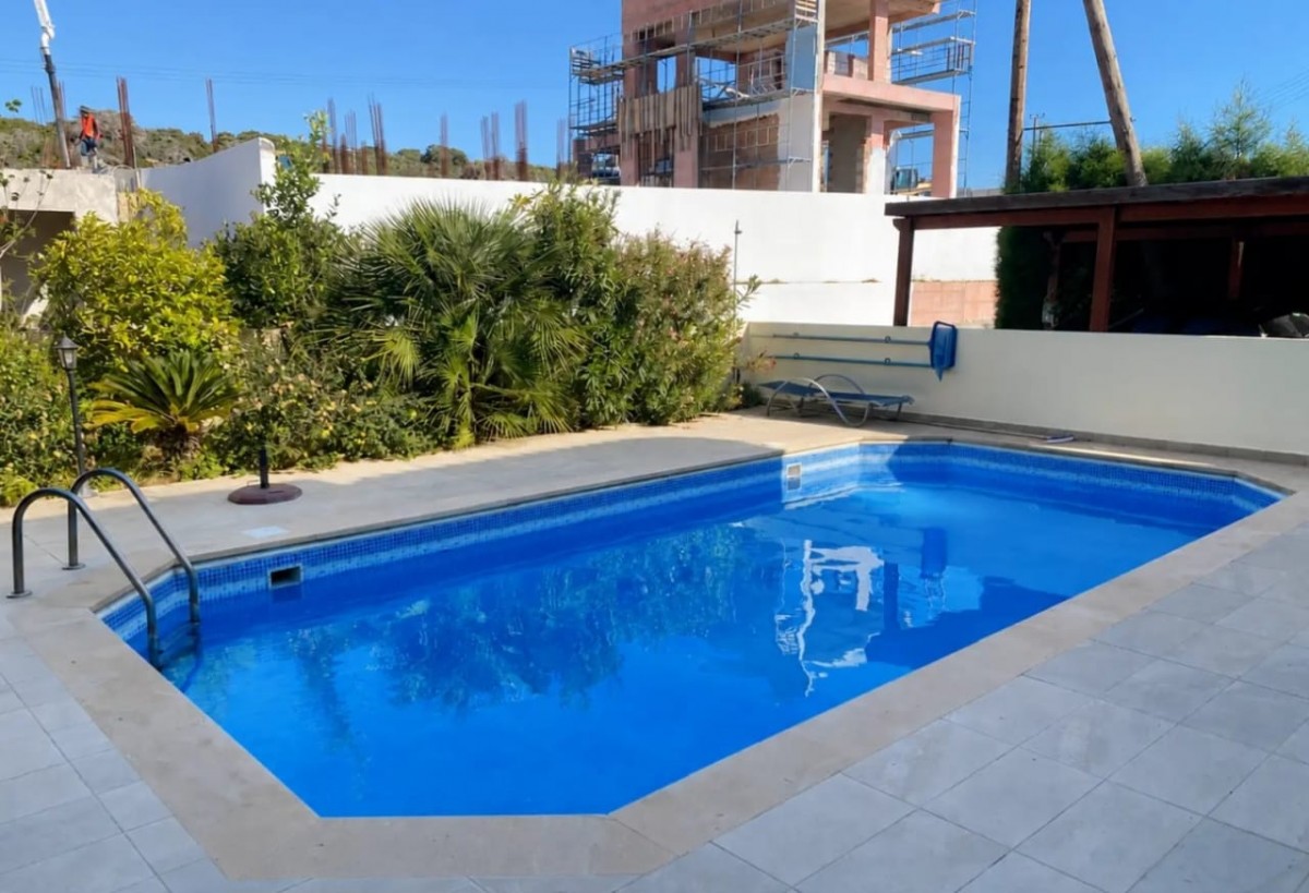 Peyia - Sea Caves, Paphos Detached Villa For Rent | DT5013
