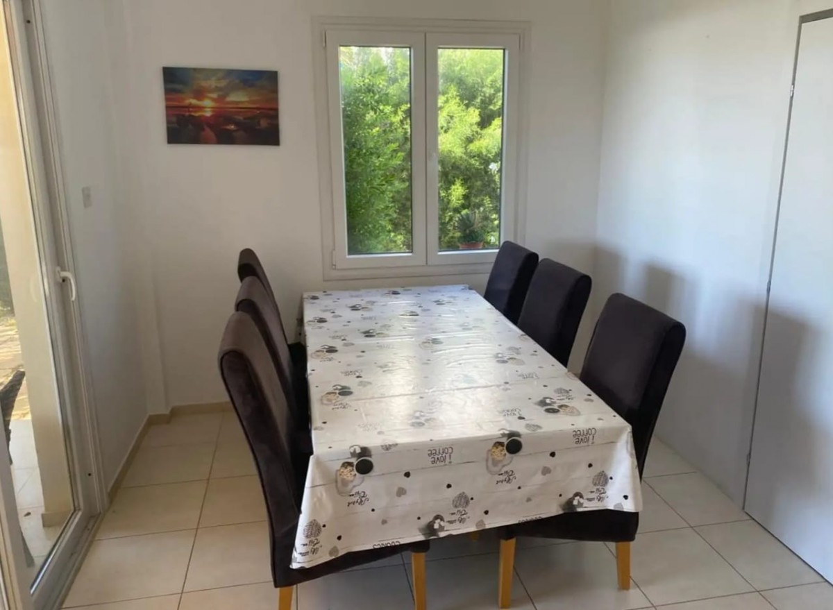 Detached Villa For Rent  in  Peyia - Sea Caves