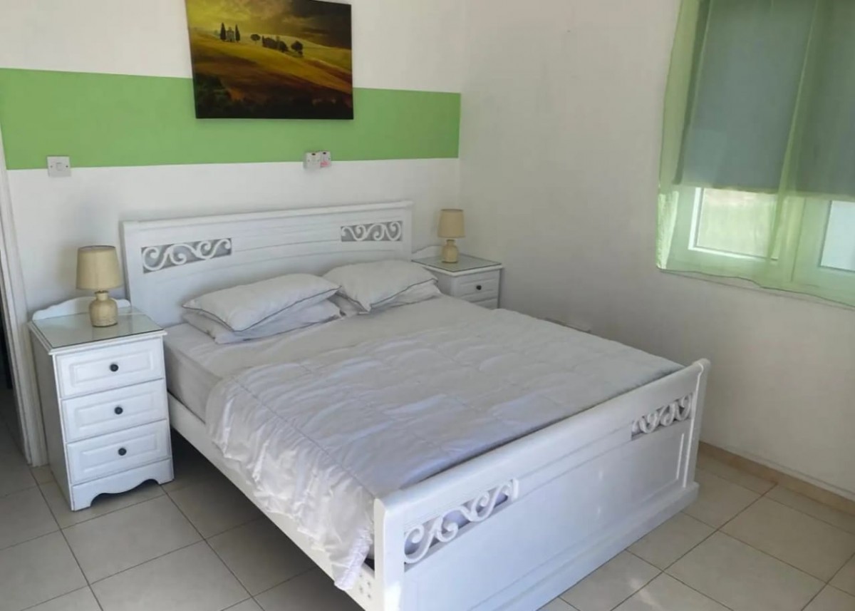 Detached Villa For Rent  in  Peyia - Sea Caves