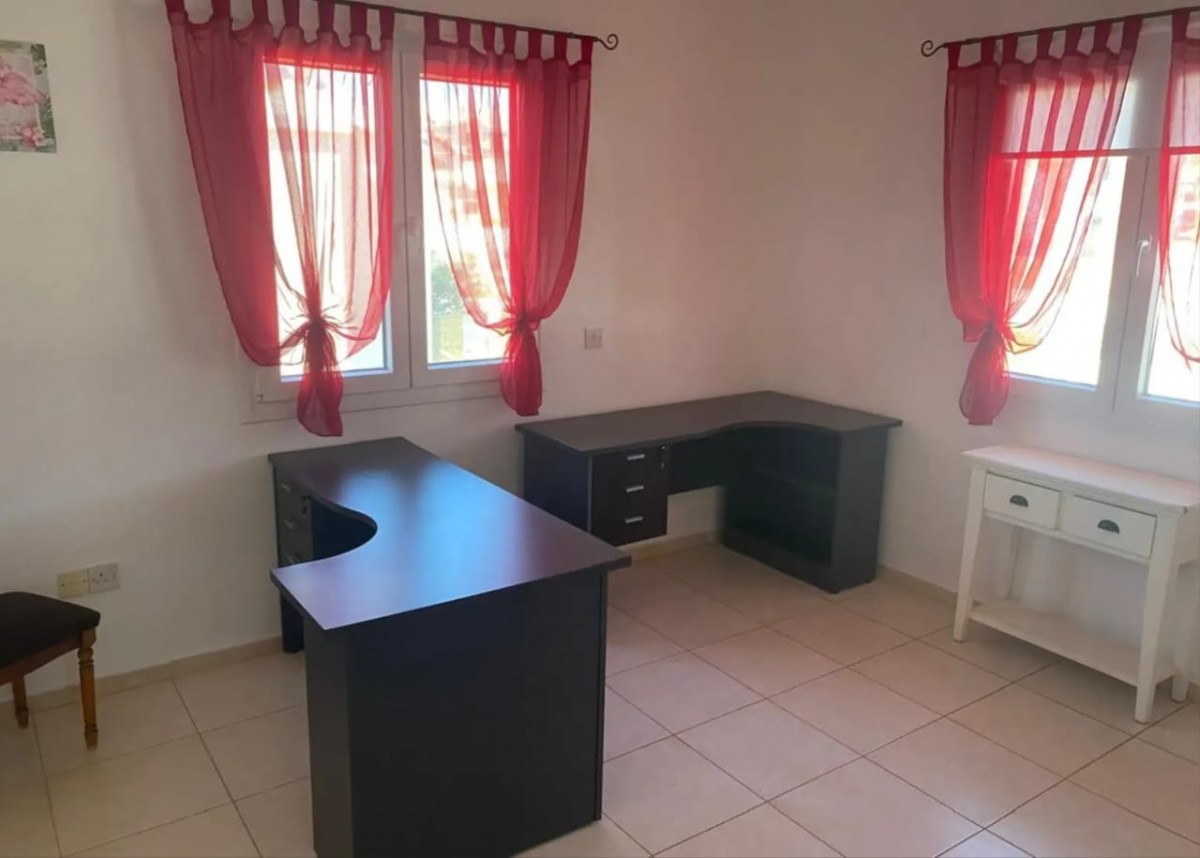 Detached Villa For Rent  in  Peyia - Sea Caves
