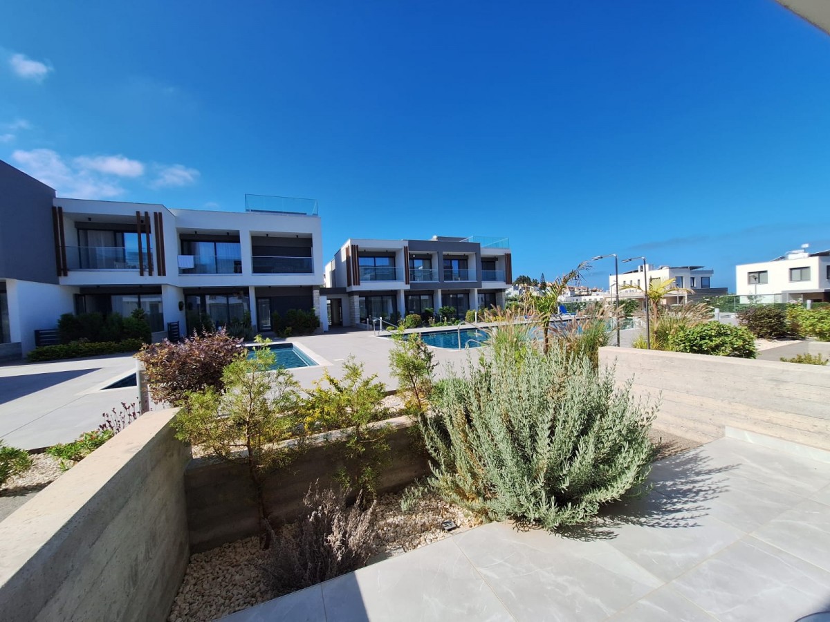 Town House For Rent  in  Chlorakas