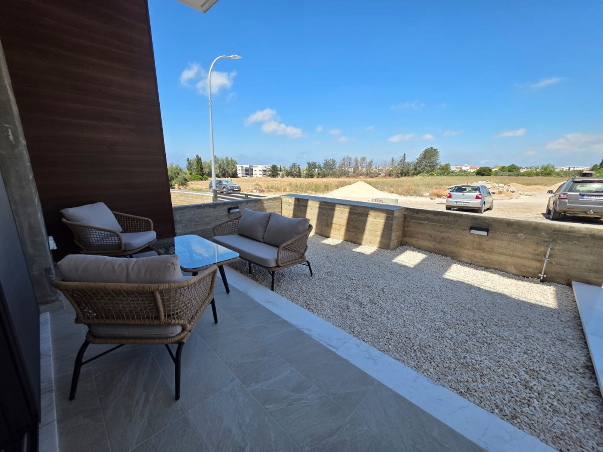 Detached Villa For Rent  in  Geroskipou
