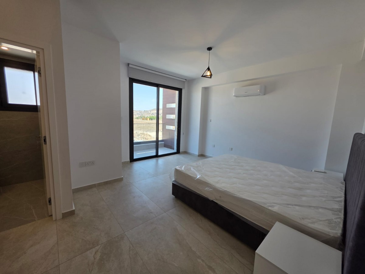 Detached Villa For Rent  in  Geroskipou