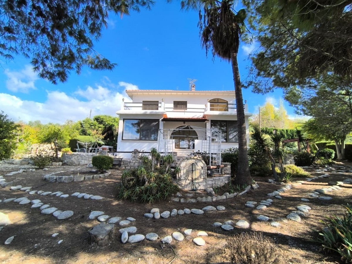 Detached Villa For Sale  in  Select Location