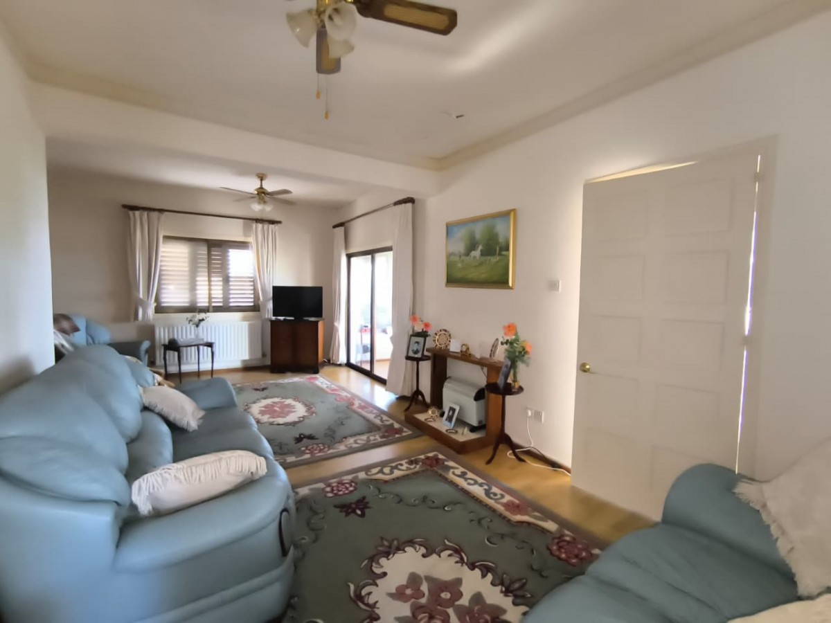 Detached Villa For Sale  in  Select Location