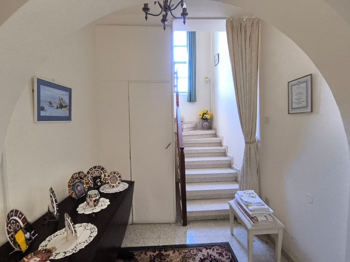 Detached Villa For Sale  in  Select Location